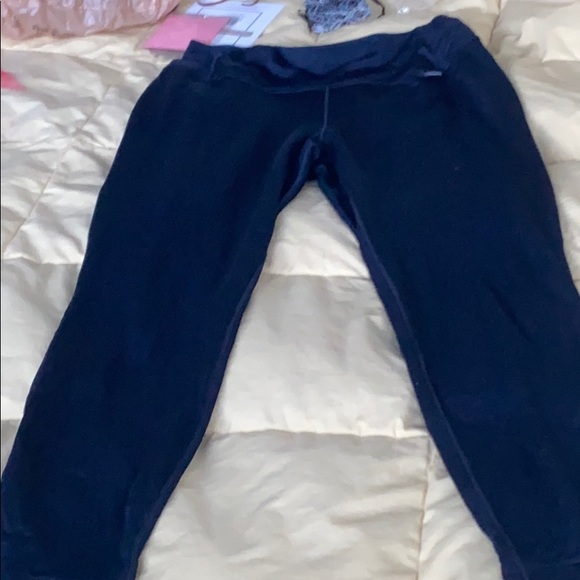 ⭐️Free Pat top L. NWOT Patagonia Capillene mid to heavy base layer in Navy L. - Picture 2 of 5